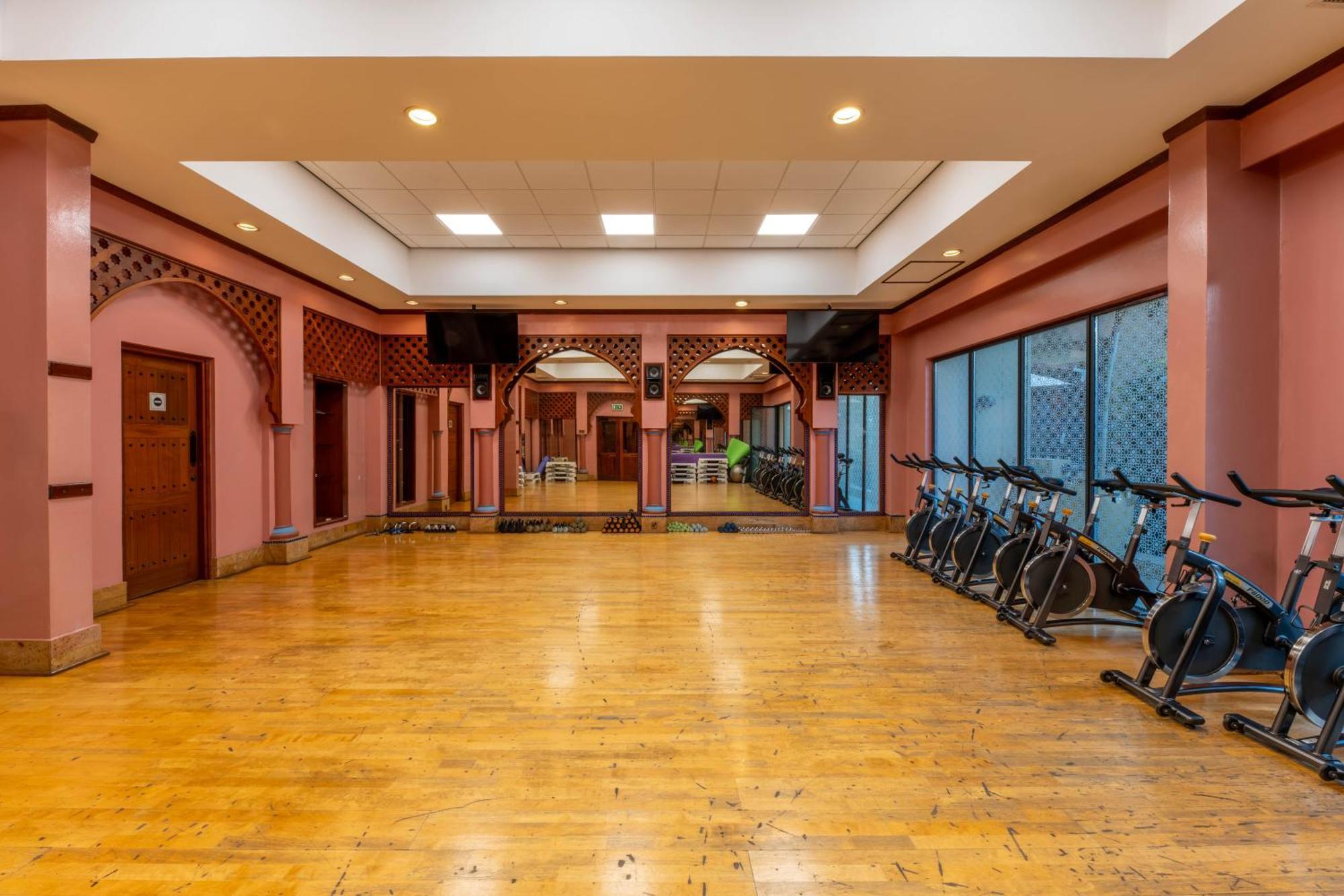 Kigali Serena Hotel מראה חיצוני תמונה